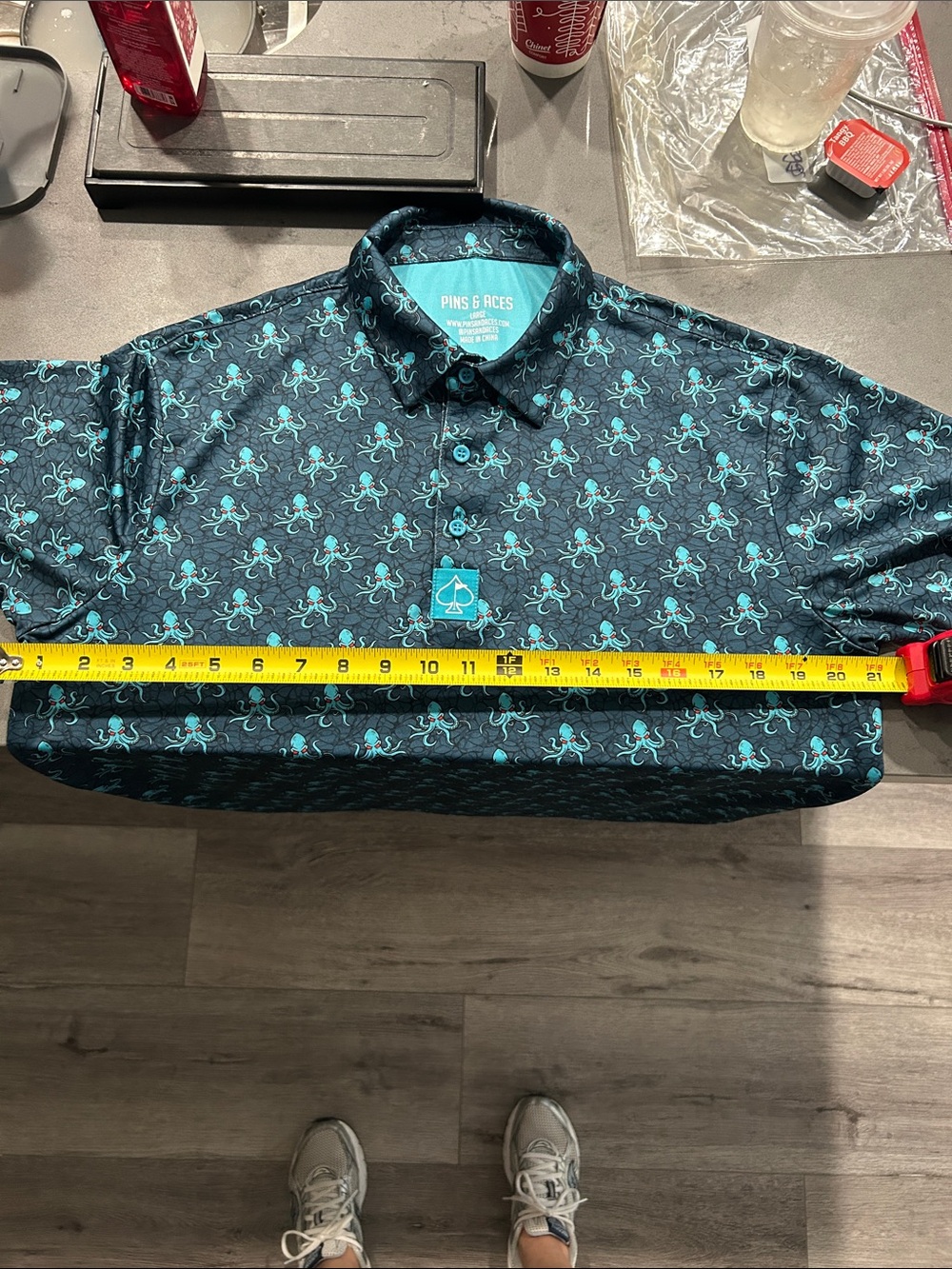 Pins & Aces Men’s Teal Octopus Print Polo Shirt - Picture 3 of 3